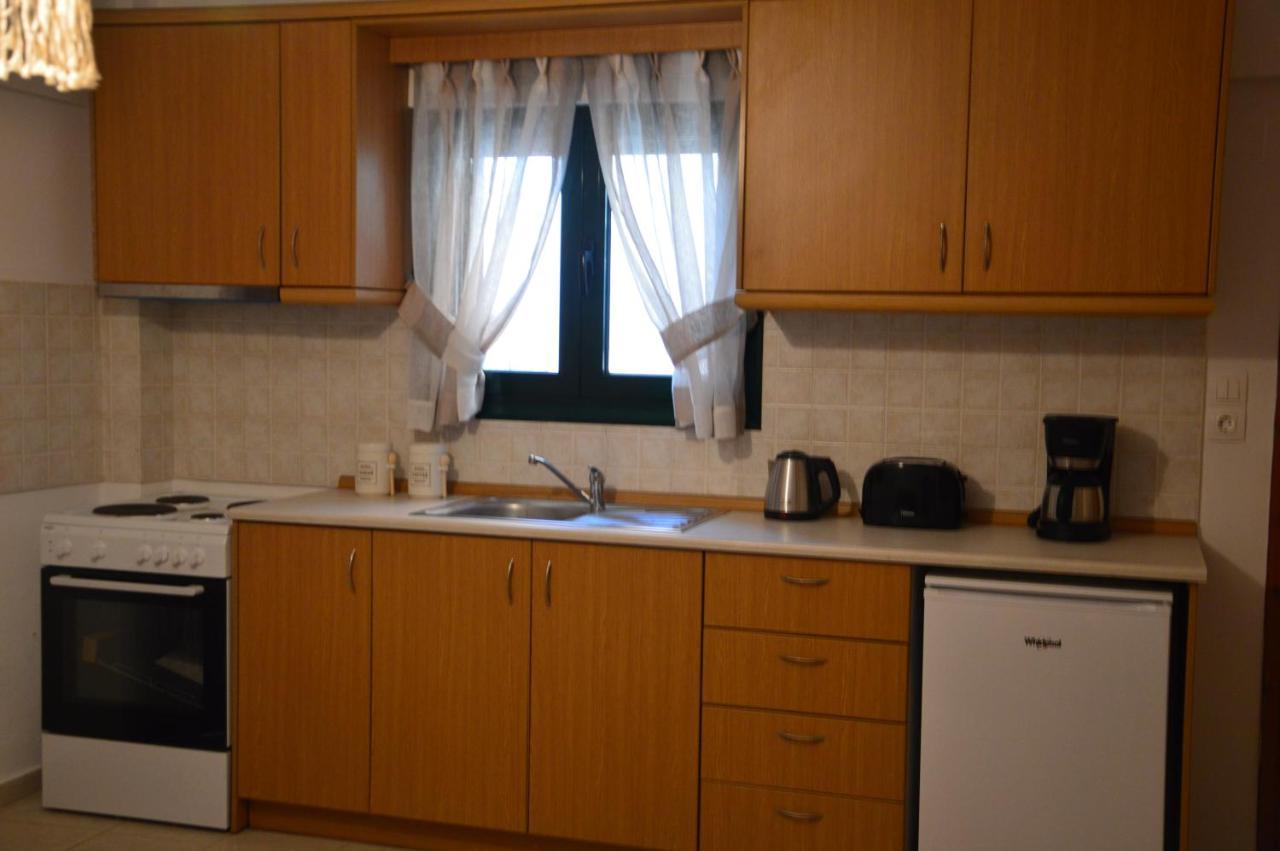 Sea Melody Apartments Stavromenos Екстер'єр фото