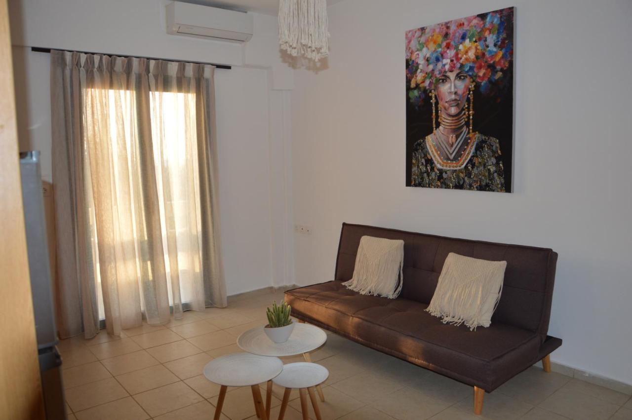 Sea Melody Apartments Stavromenos Екстер'єр фото