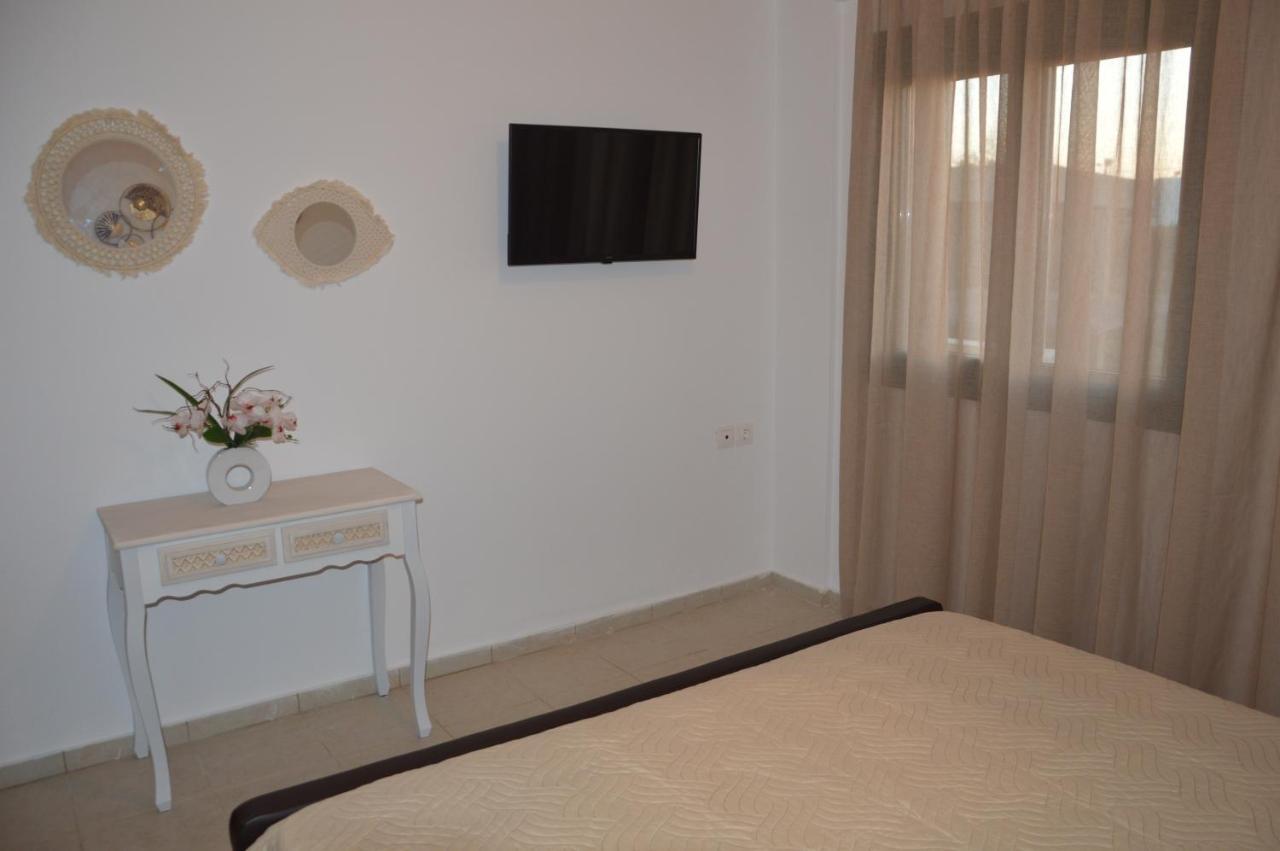Sea Melody Apartments Stavromenos Екстер'єр фото