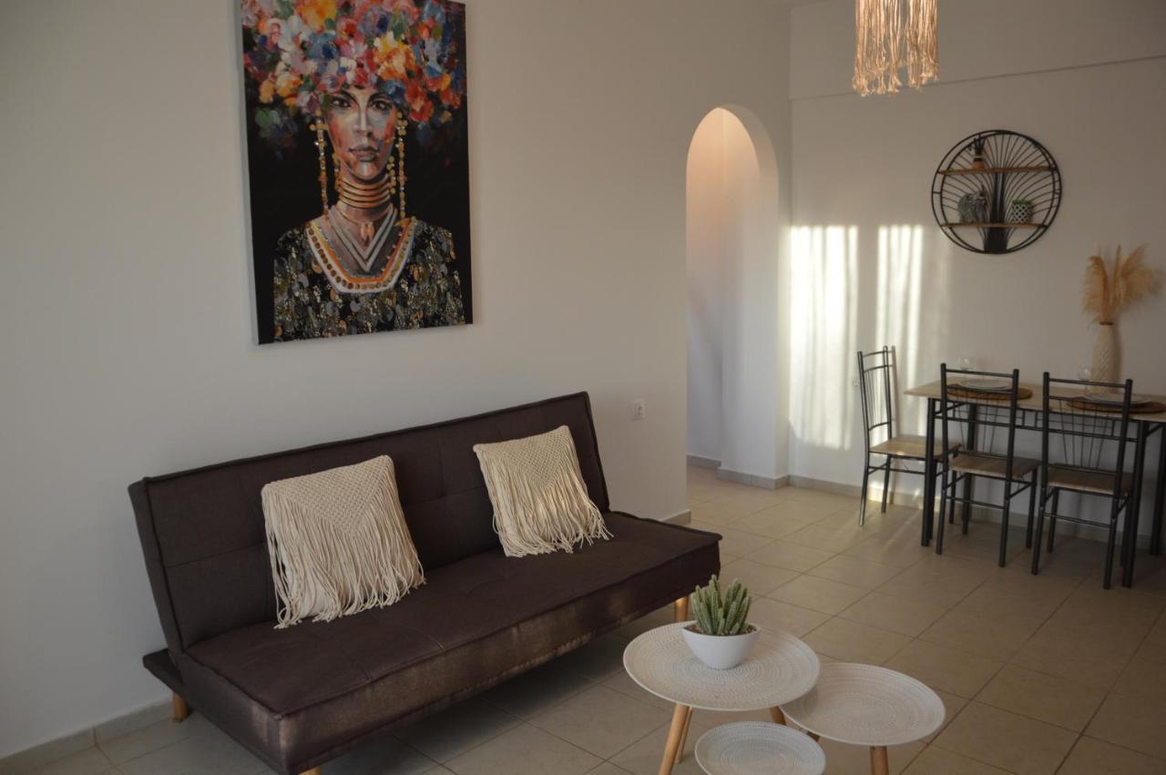 Sea Melody Apartments Stavromenos Екстер'єр фото