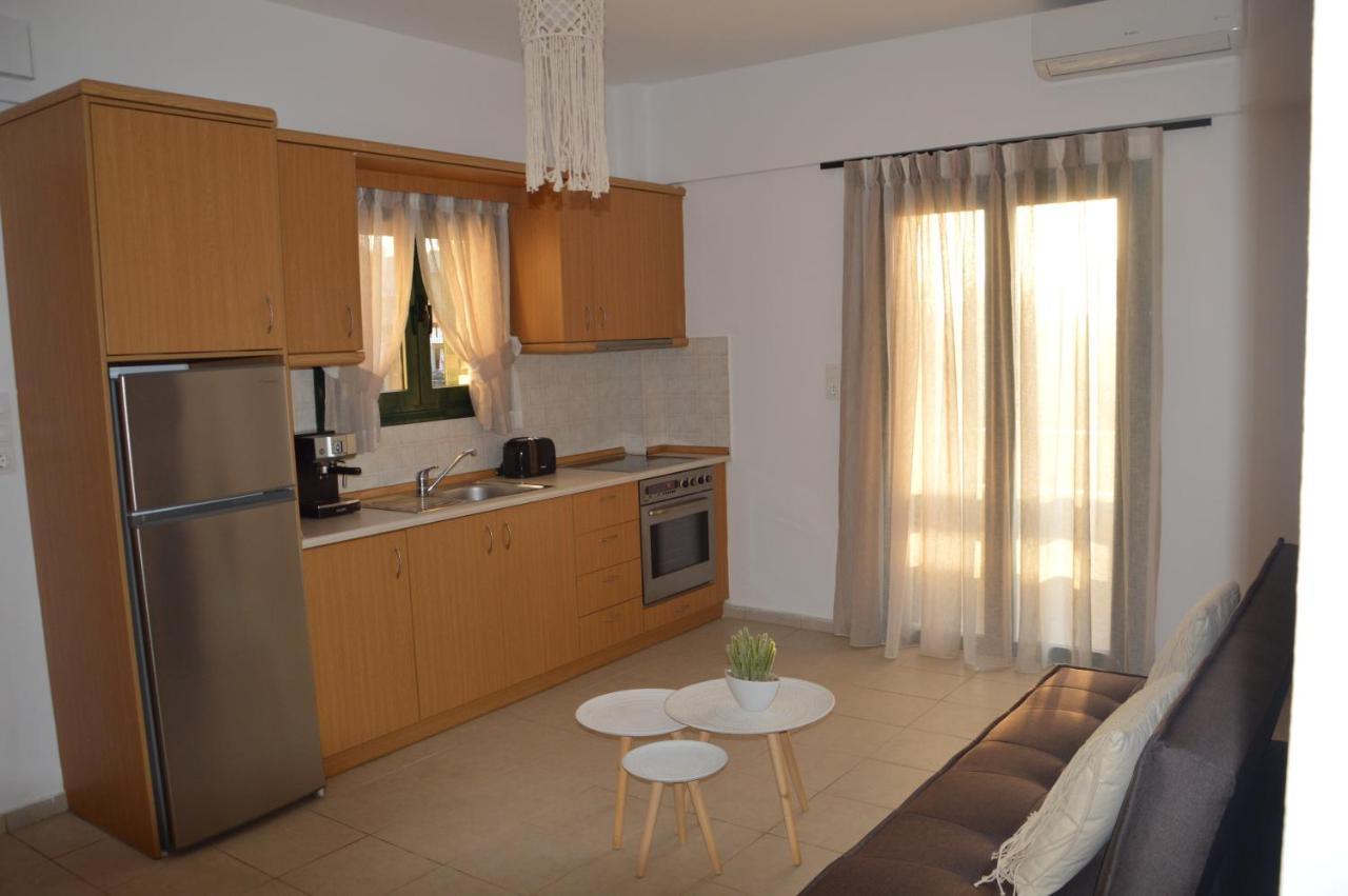 Sea Melody Apartments Stavromenos Екстер'єр фото