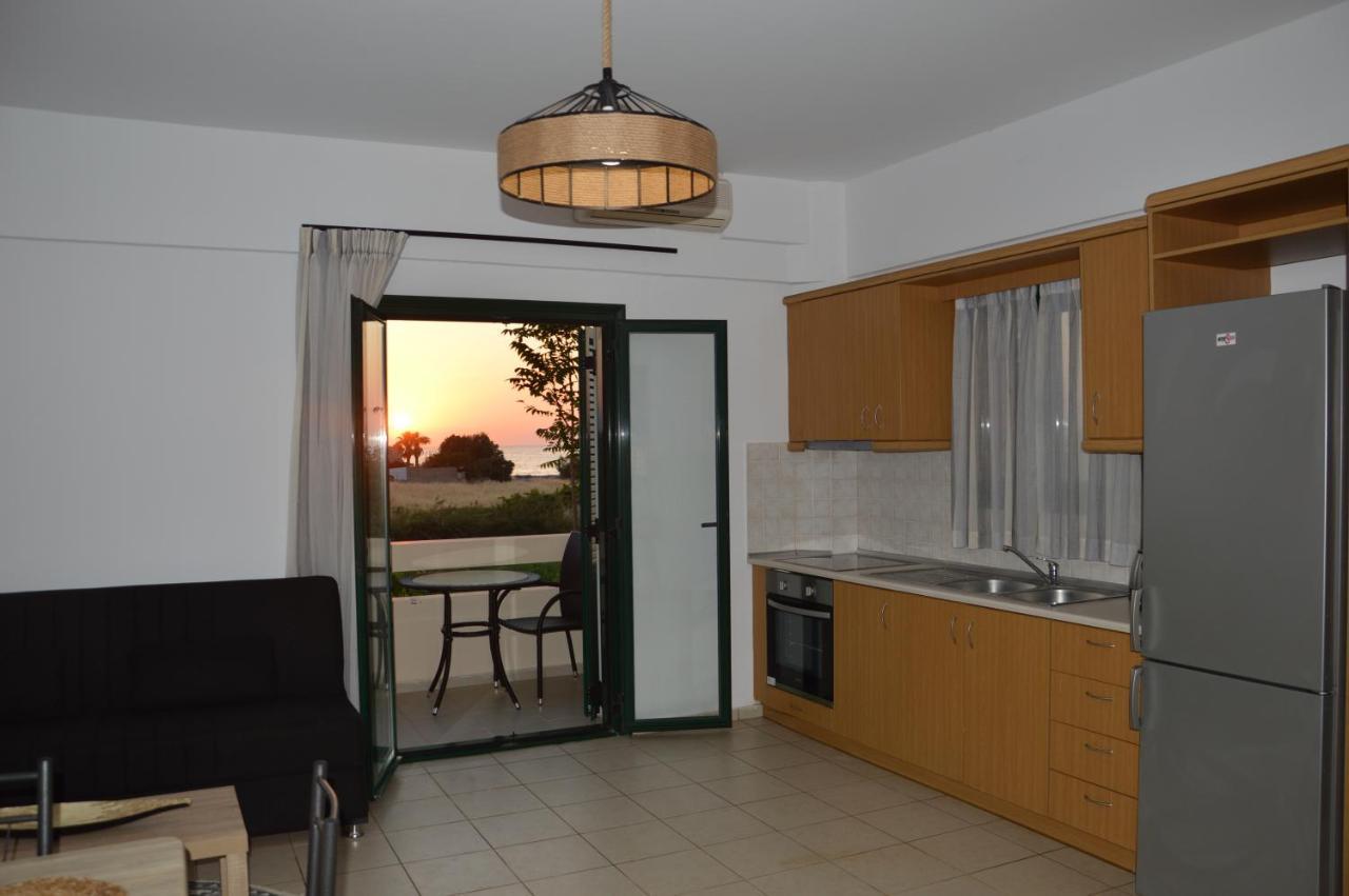 Sea Melody Apartments Stavromenos Екстер'єр фото