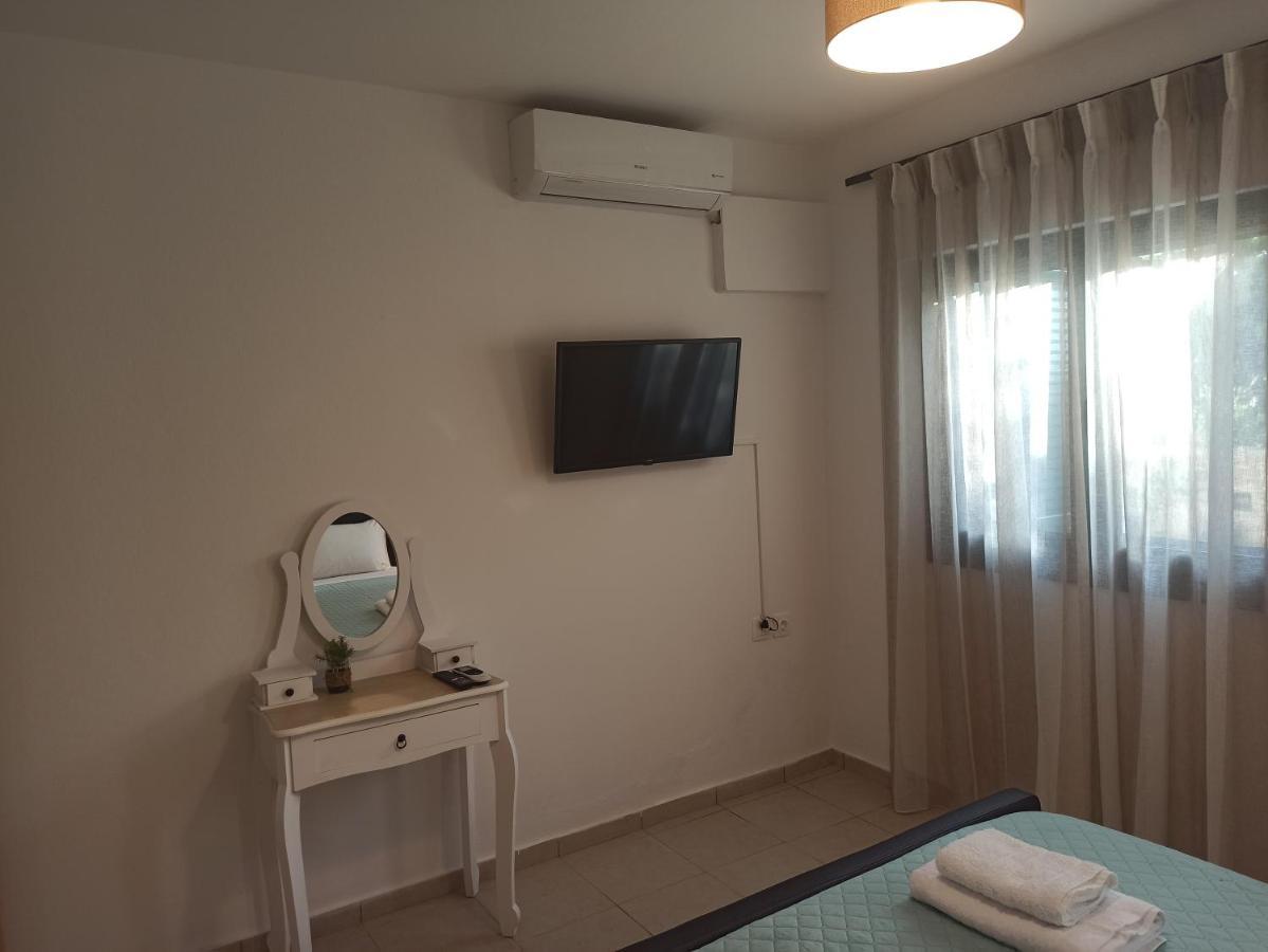Sea Melody Apartments Stavromenos Екстер'єр фото