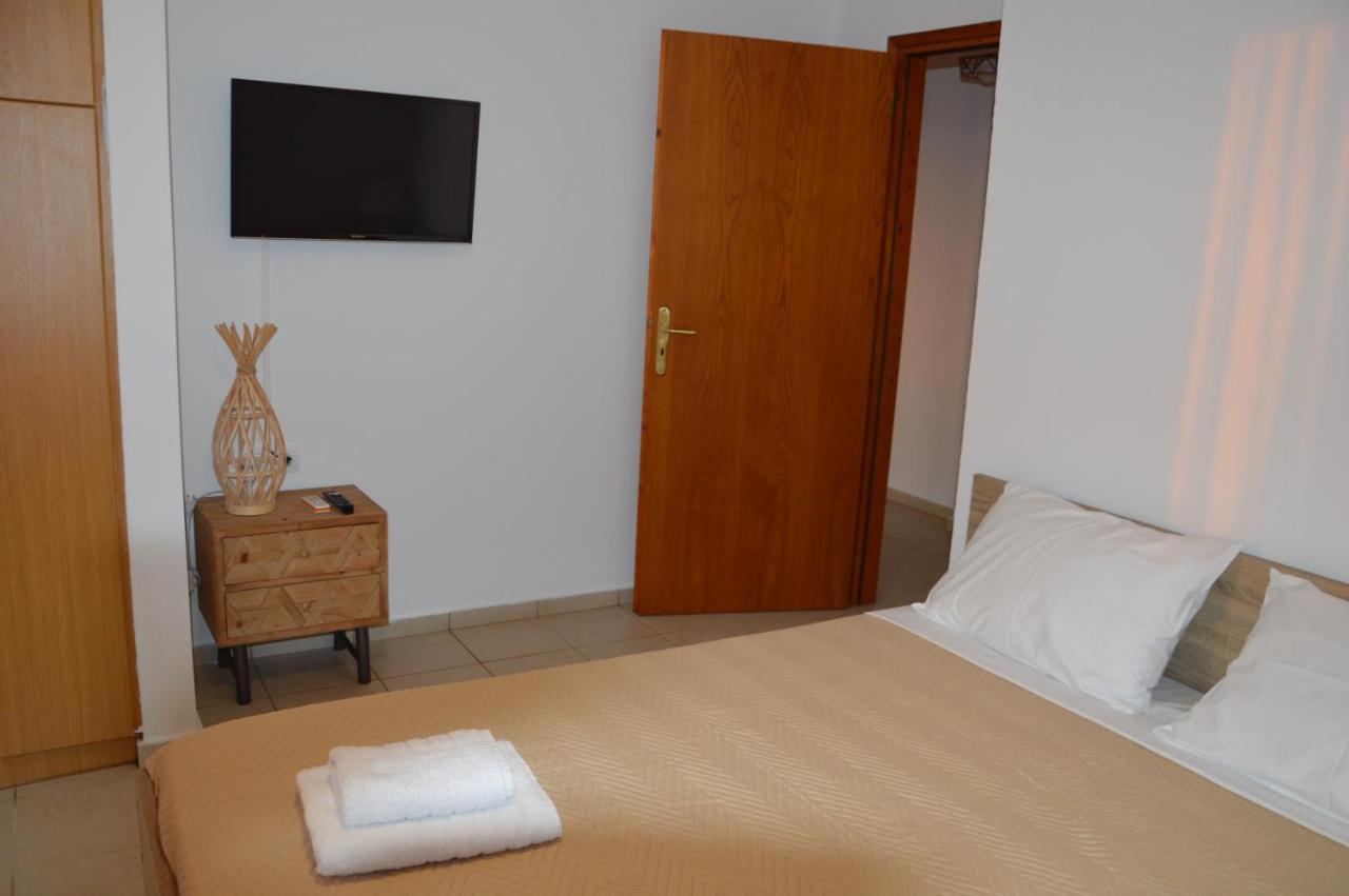 Sea Melody Apartments Stavromenos Екстер'єр фото